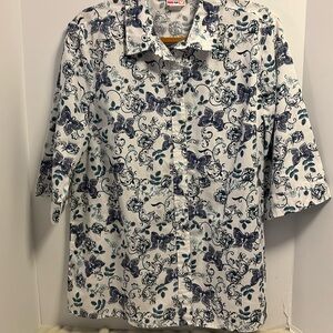 AMERICAN SWEETHEART COTTON/POLY BUTTON DOWN 3/4” SLEEVE BLOUSE BLUE PURLPE